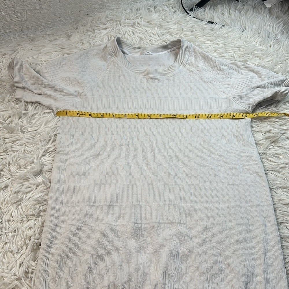 Lululemon Rest Less Short Sleeve White / White - Picture 3 of 5
